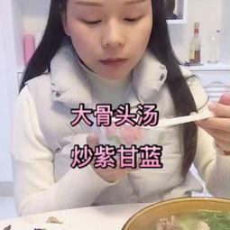 小麻瓜吃桃子视频大全下载,甜蜜瞬间，欢乐共享