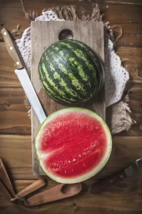 兰州德吉才让吃瓜视频,揭秘瓜农生活点滴